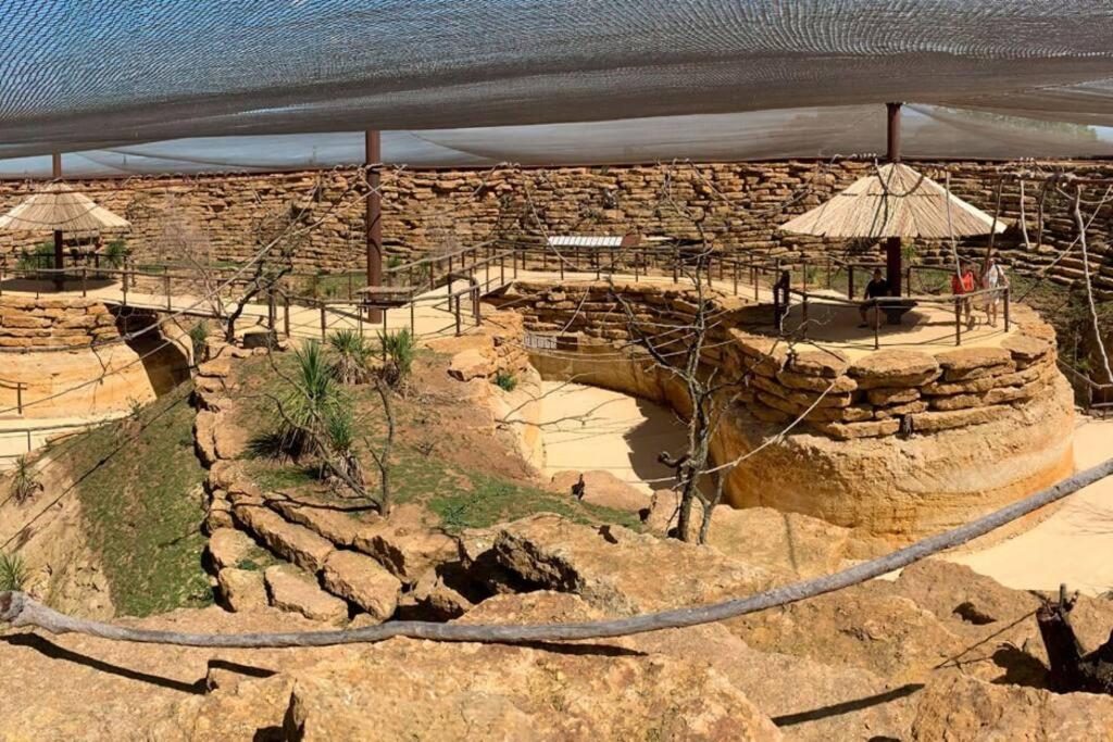 Maison 2-3 Pers Semi-Troglodyte Angers-Saumur ルレス＝ロシュムニエ エクステリア 写真