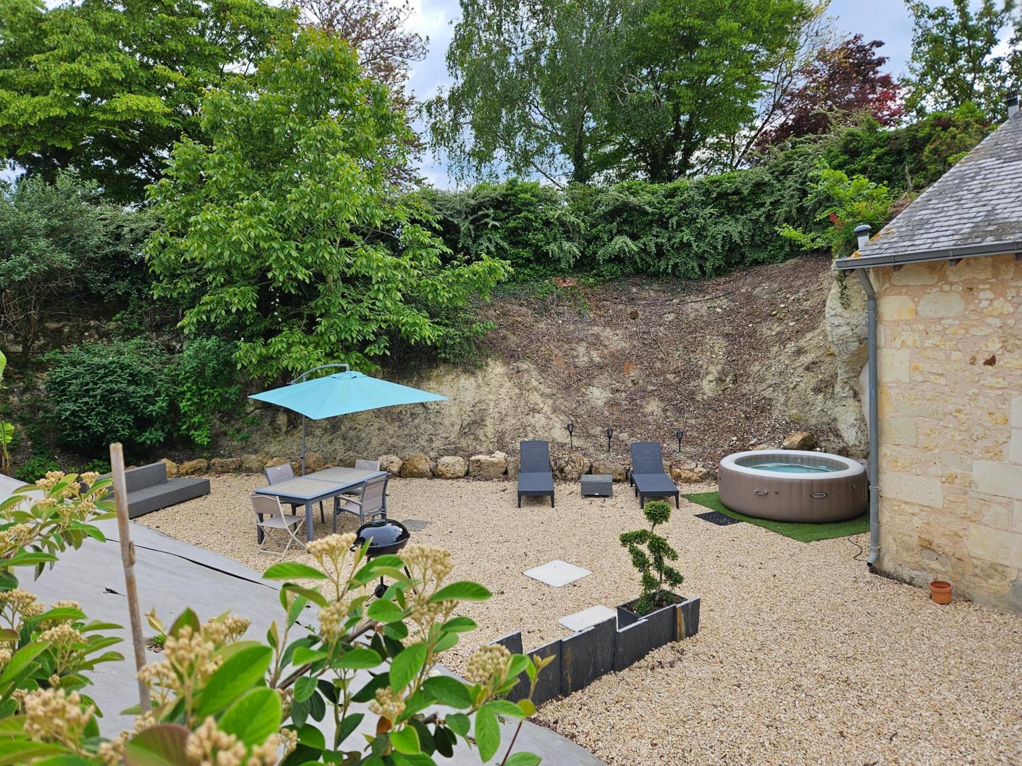 Maison 2-3 Pers Semi-Troglodyte Angers-Saumur ルレス＝ロシュムニエ エクステリア 写真